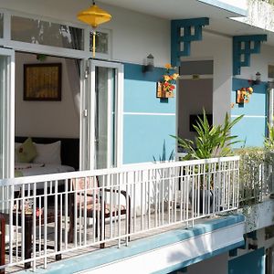 King Room Pool View